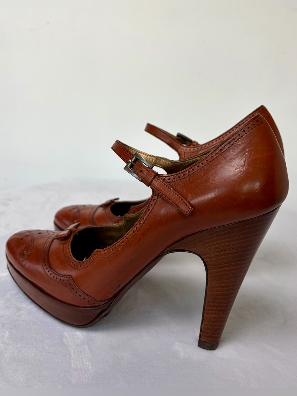 Prada Leather Mary Janes w/brogue detailing and bow, buckle, wooden heel, 37,EUC - Picture 6 of 14